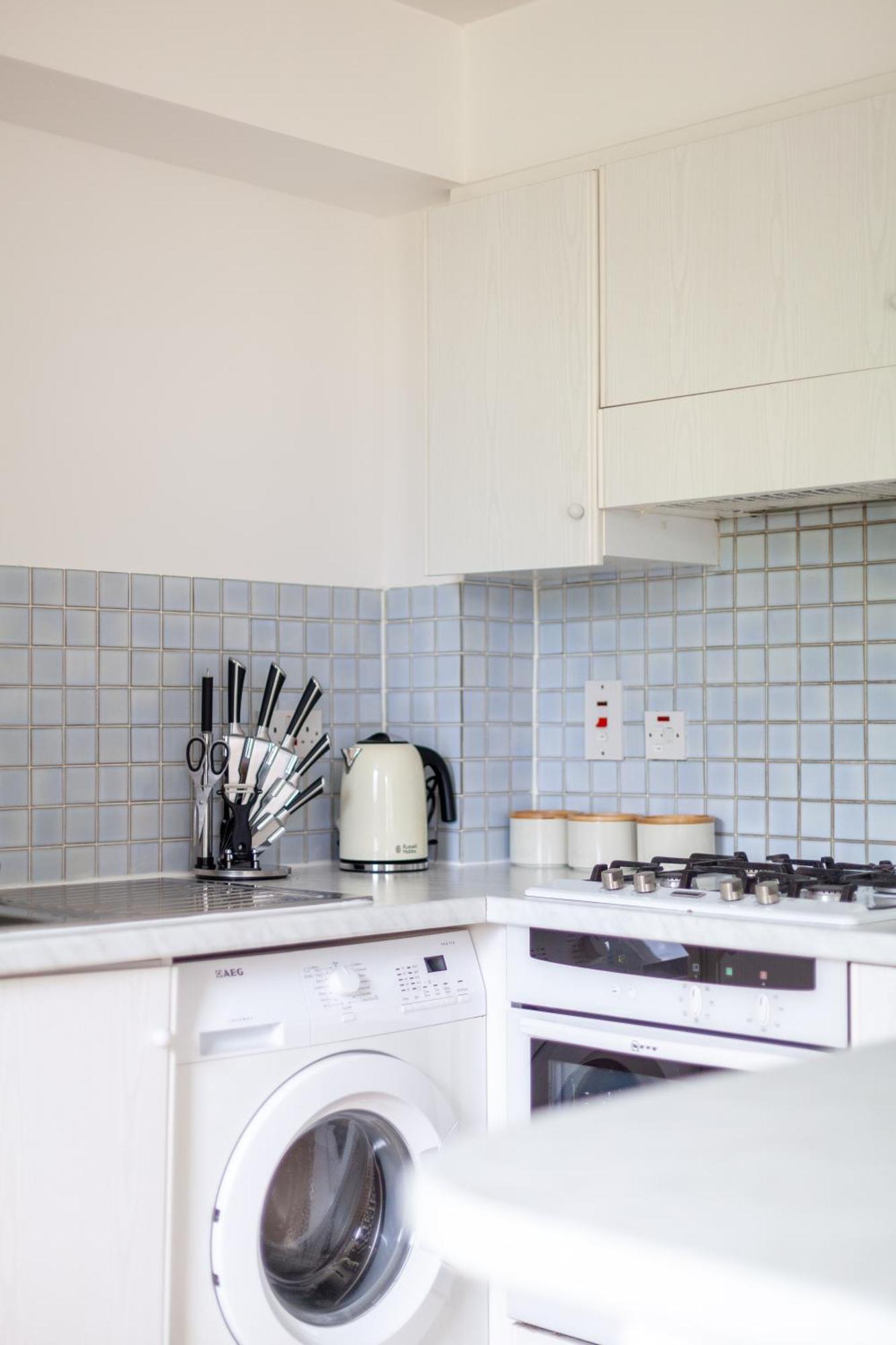 The St Khatarine's Flat * London