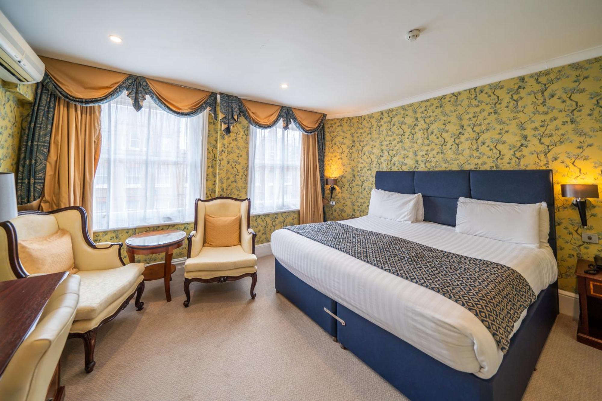 La Place 4* London
