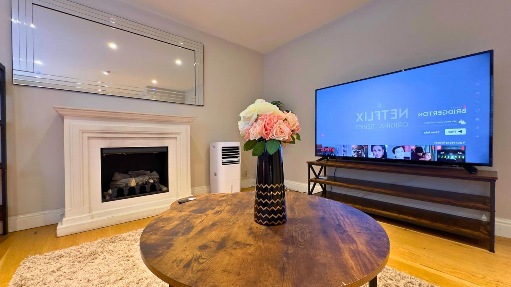 Lejlighed Kensington 2Bed Stucco Bright Large High Ceilings - Luxurylondonstays *