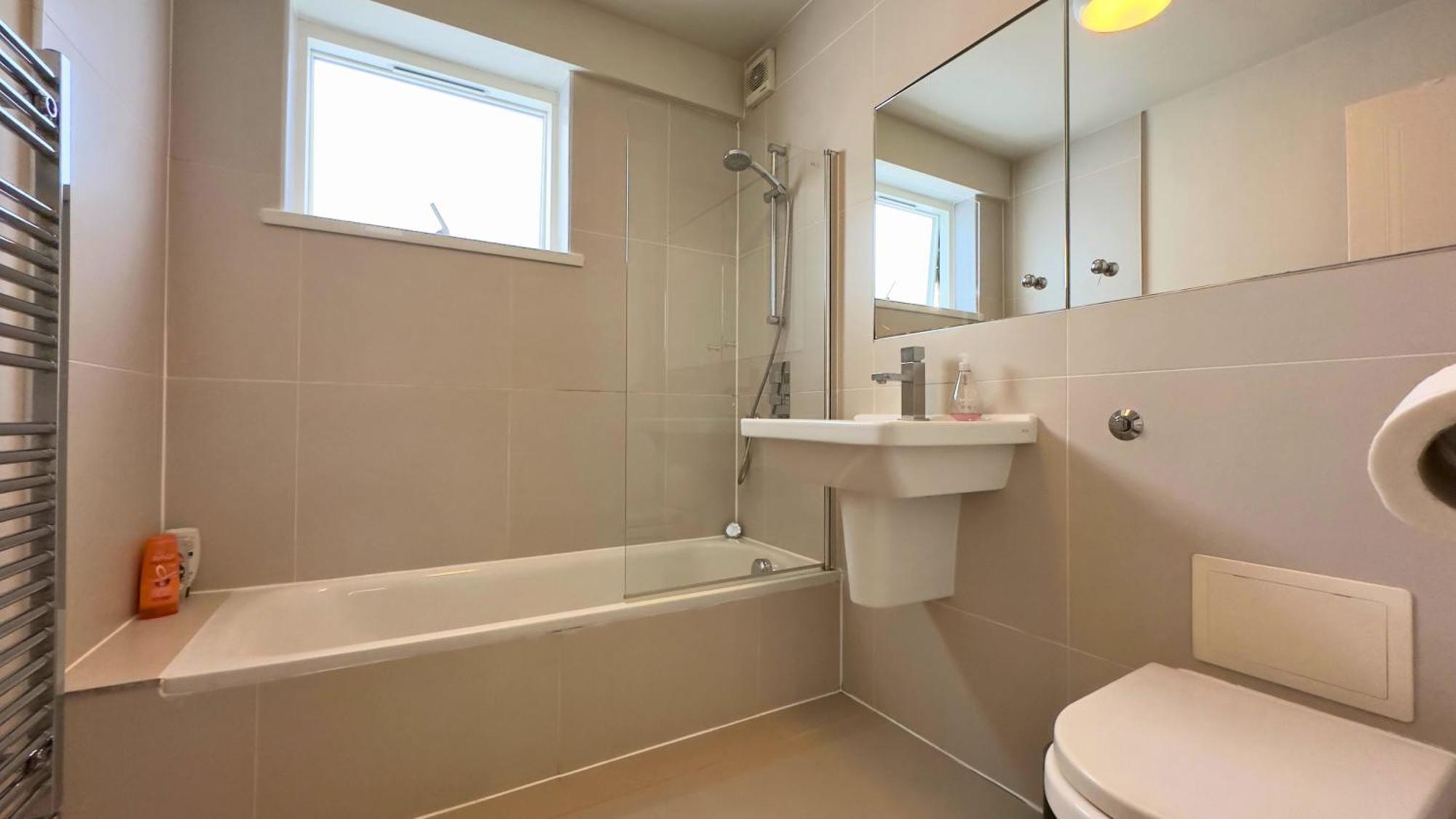 Kensington 2Bed Stucco Bright Large High Ceilings - Luxurylondonstays Lejlighed