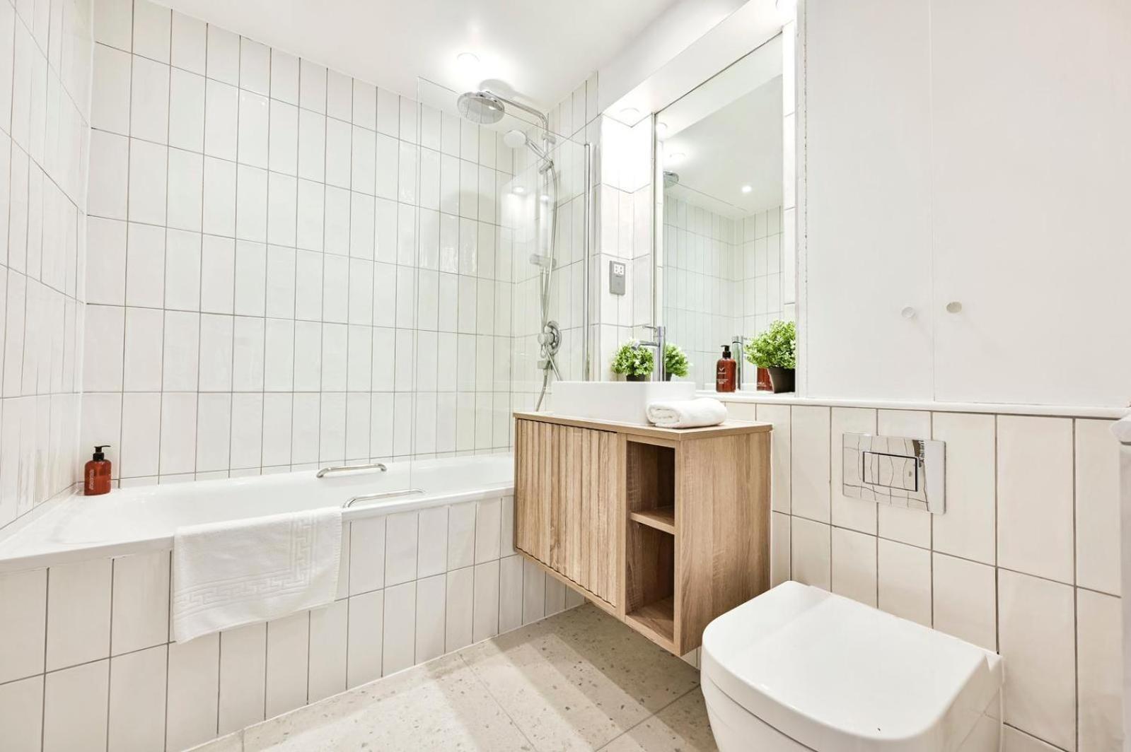 Lejlighed Amazing 3 Bed Great Portland Street London