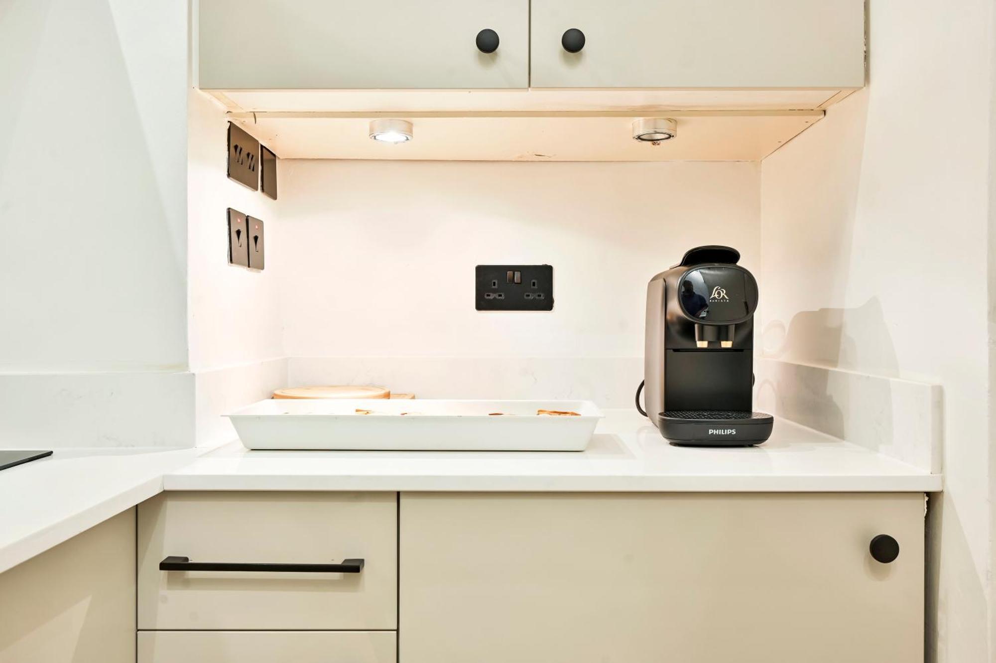 Amazing 3 Bed Great Portland Street Londen