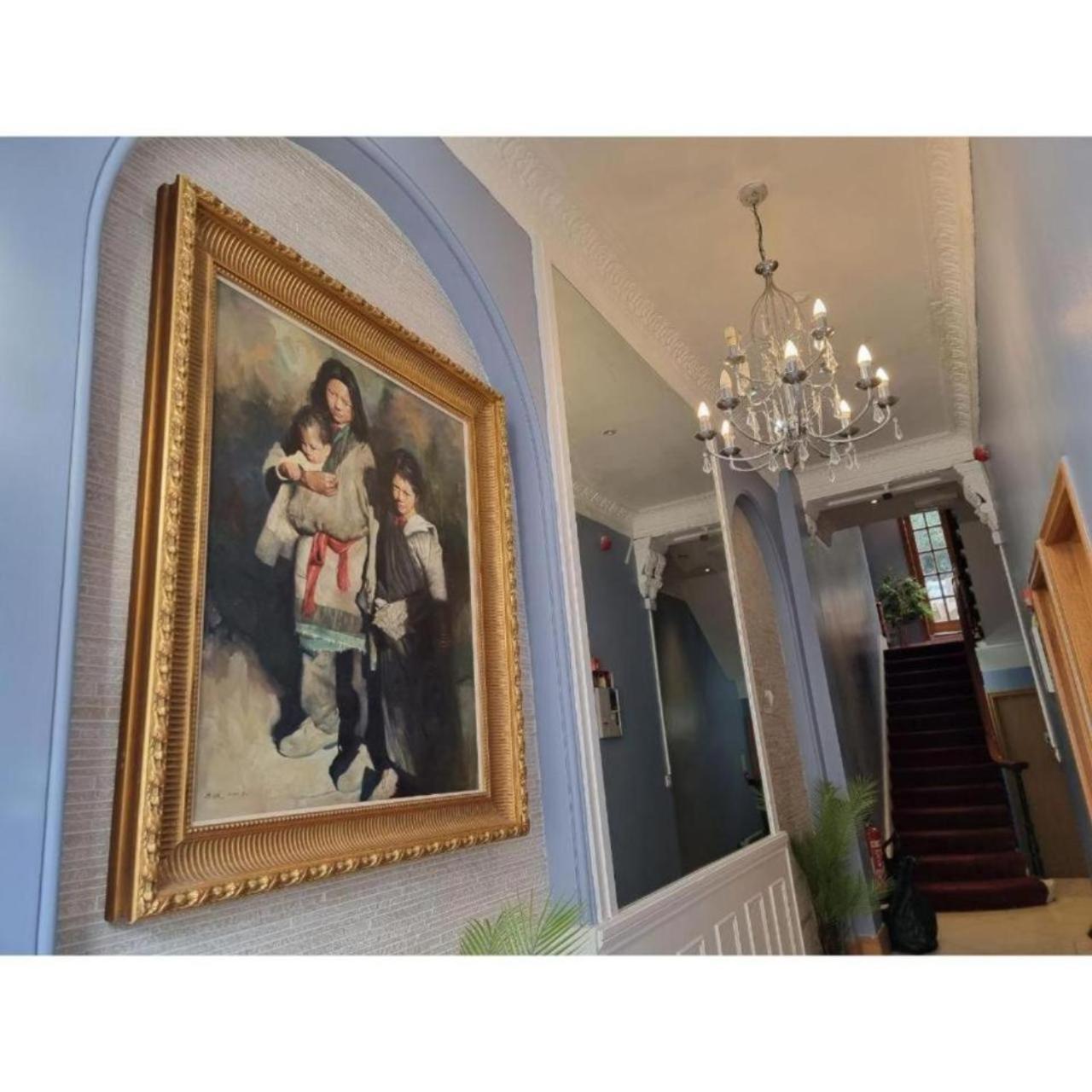 F201-affordable Near Hyde Park Londres