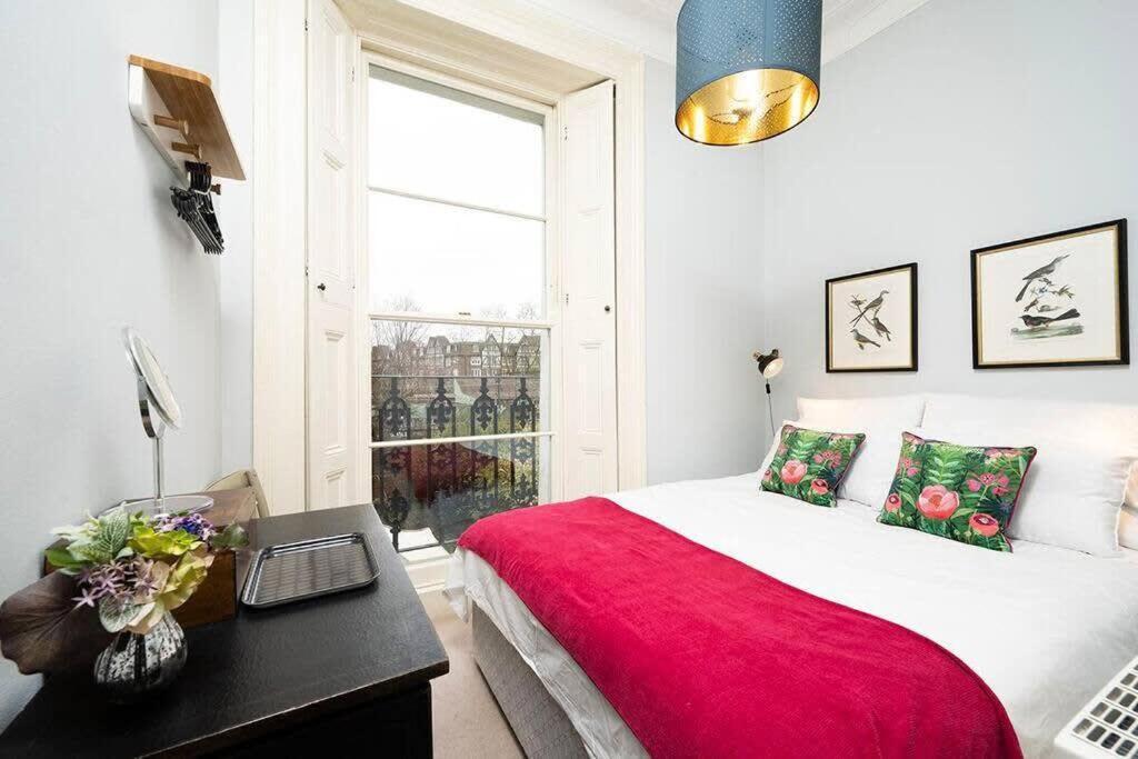 Charming In The Heart Of Camden Lägenhet