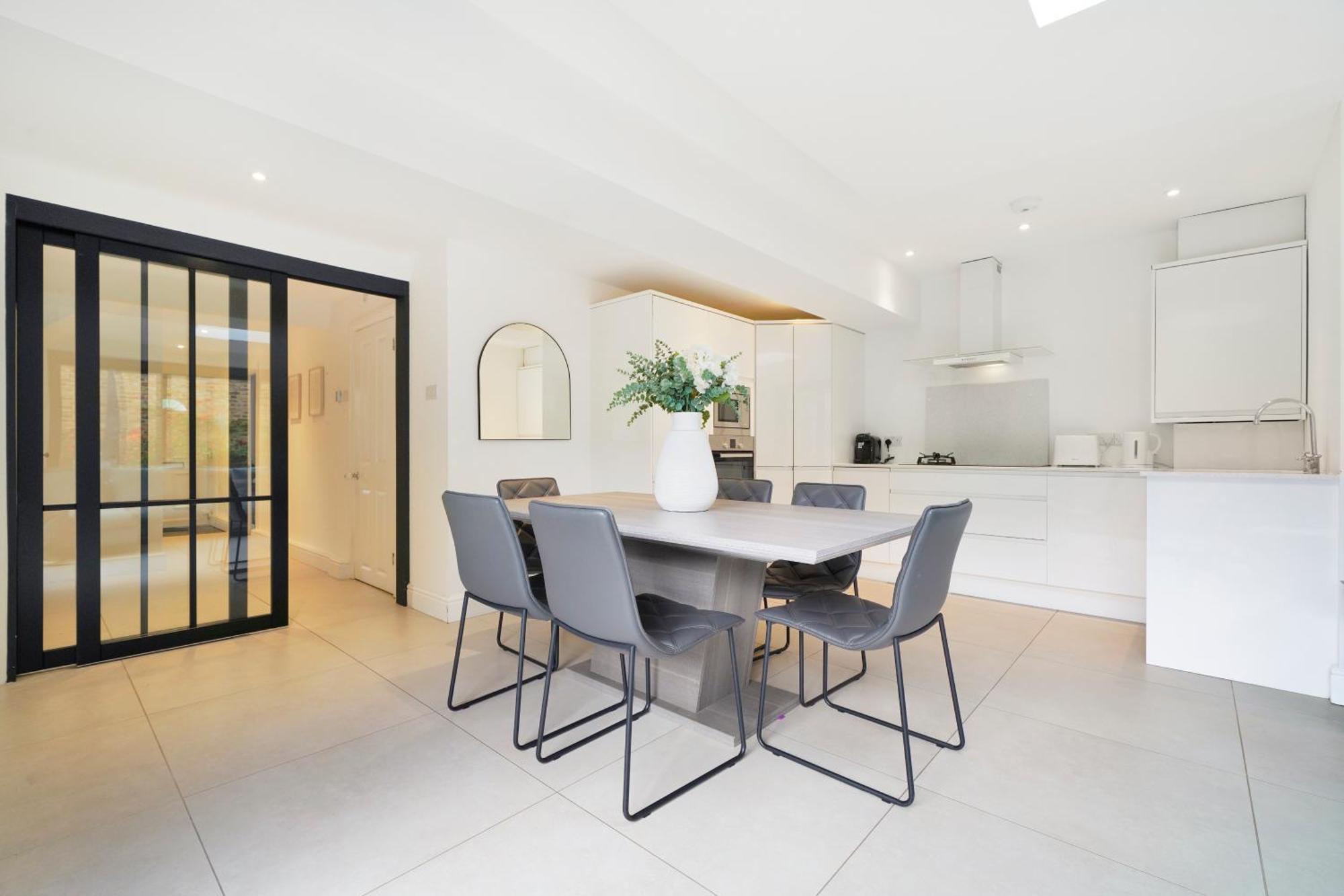 The Wimbledon Hideaway - Glamorous 3bdr House With Garden *