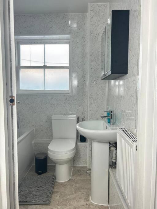 Feriehus New! 2-bedroom In Trendy Brick Lane