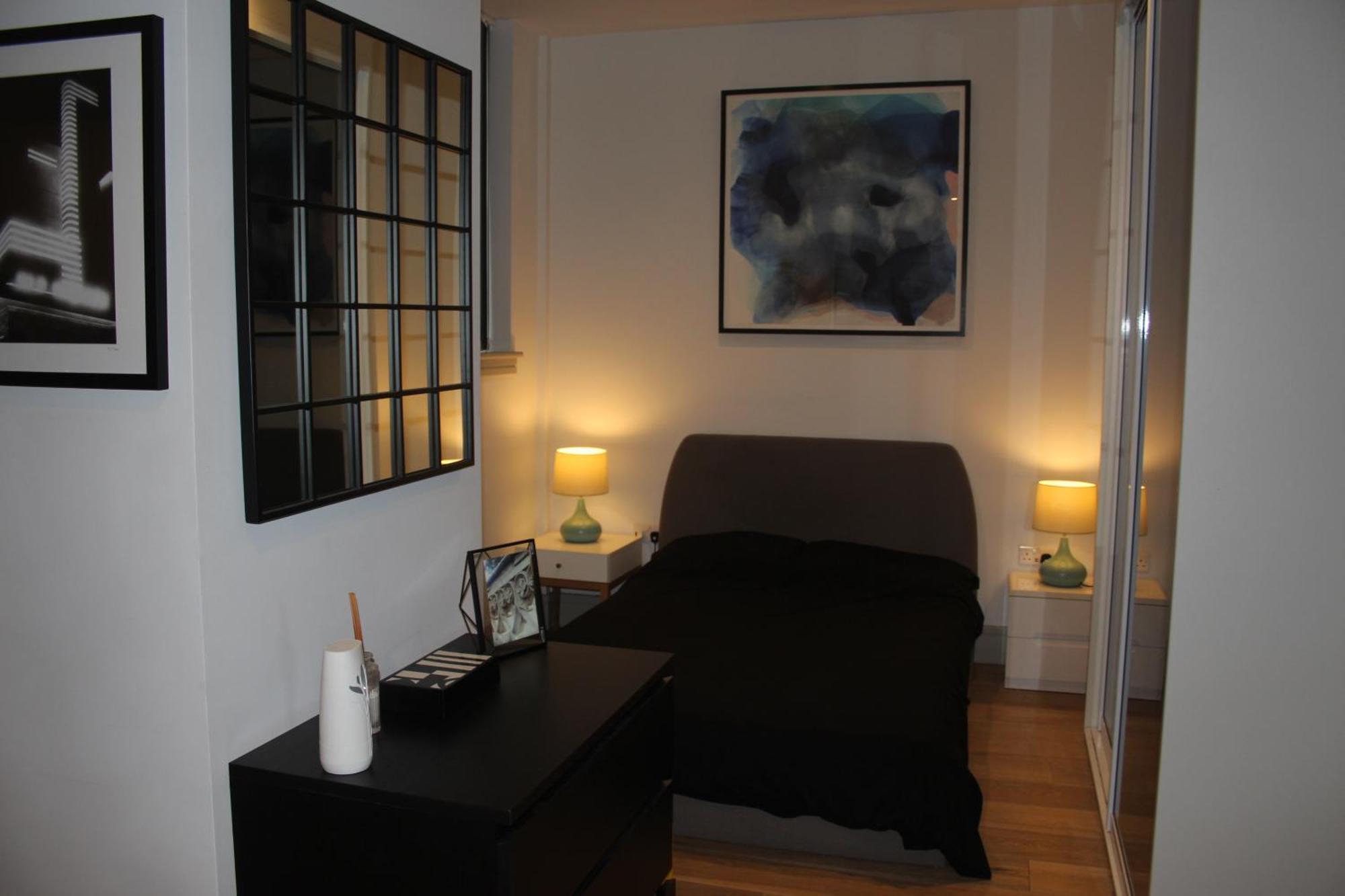 Appartement Entire Flat Near Bridge