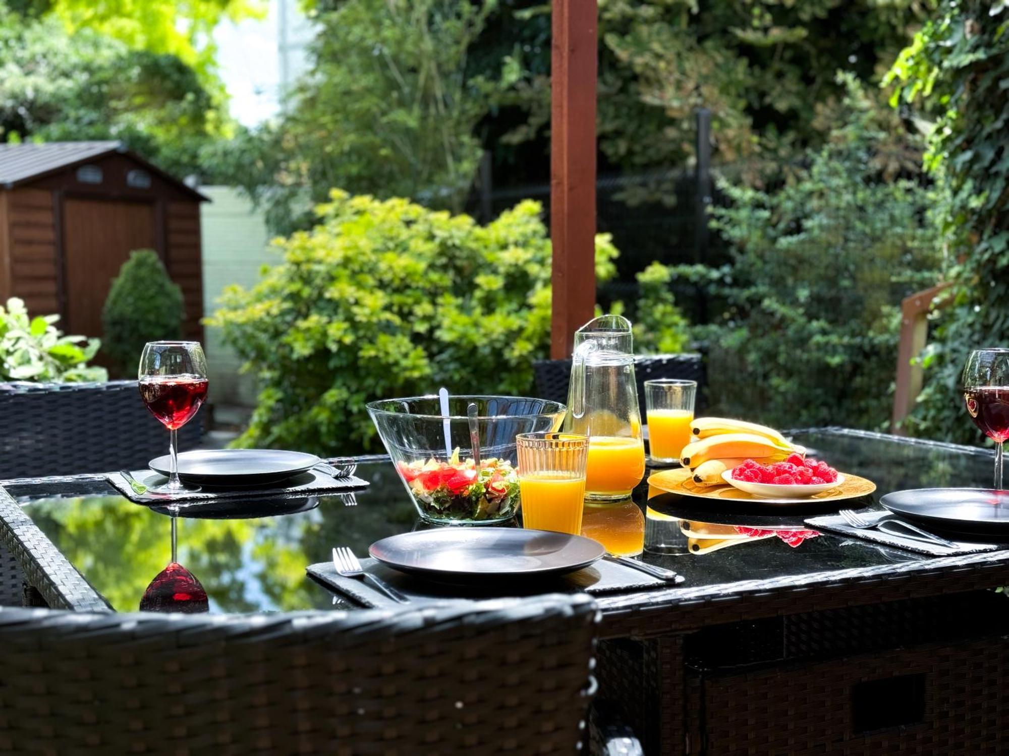 Luxurious 3bed House With Bath & Garden Ferienhaus London