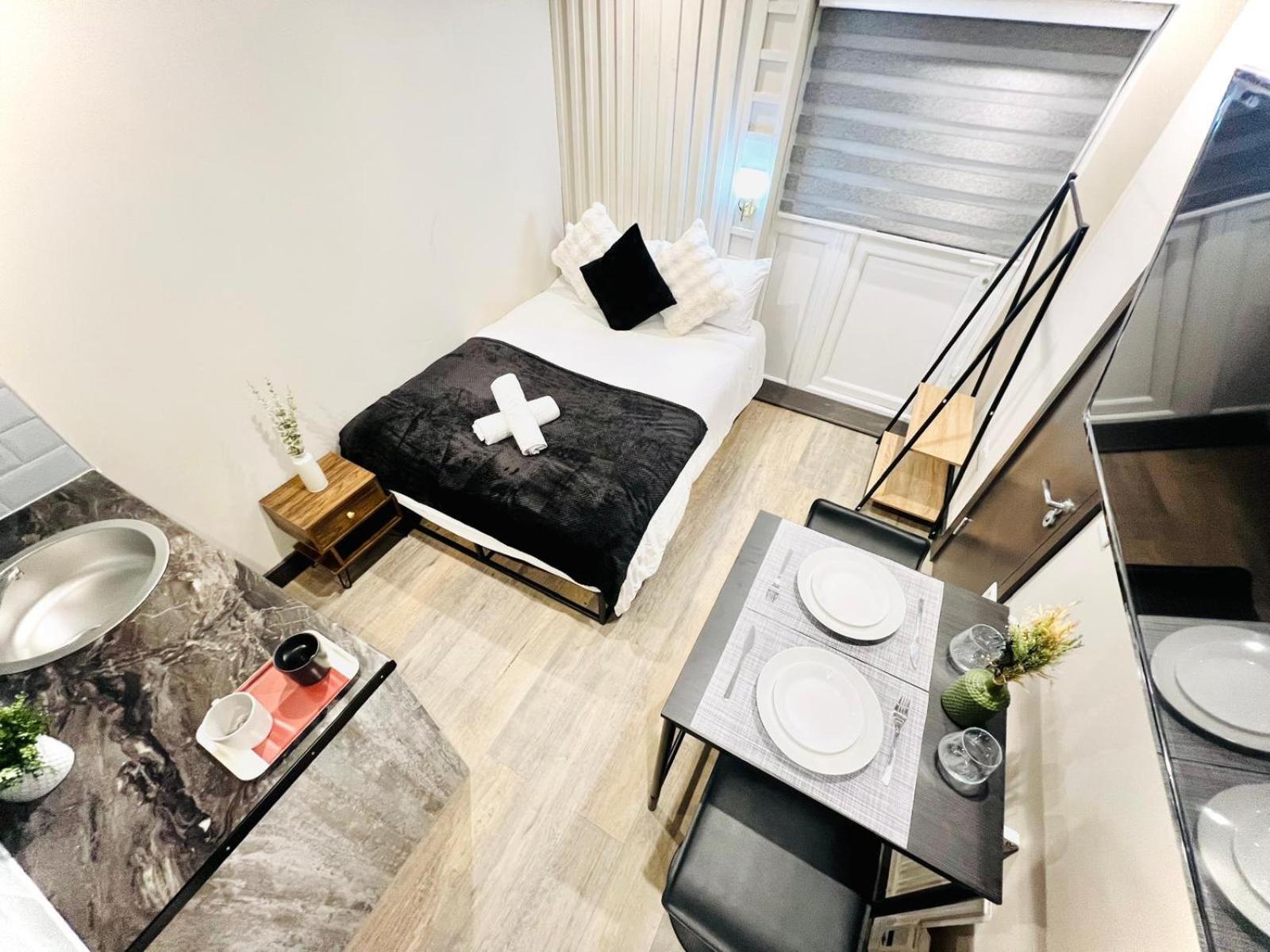 72 Center Location I Gasthof London