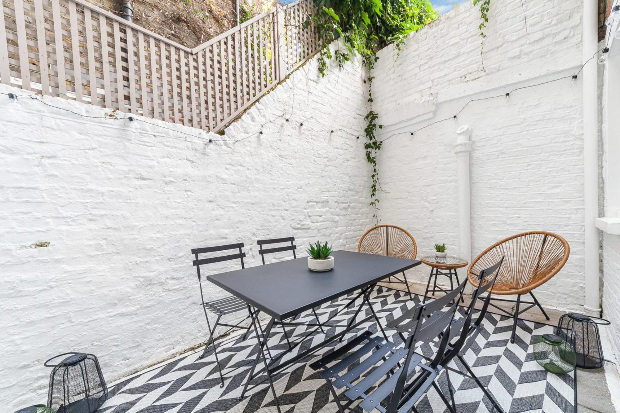 Chic Chelsea Retreat In A Victorian Building Appartement Londen