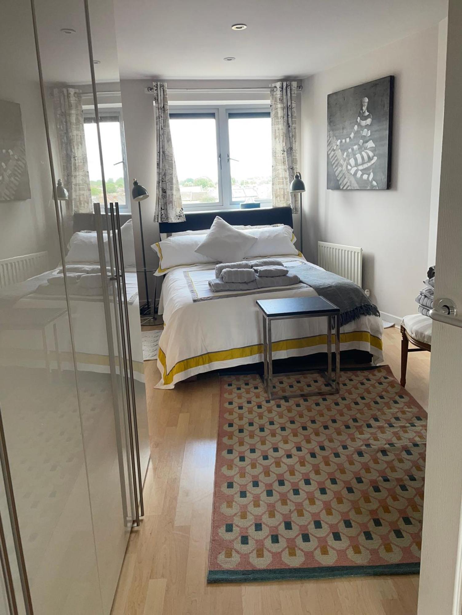 Fulham 2 Double Bedrooms, 4 People Flat Appartement Londen