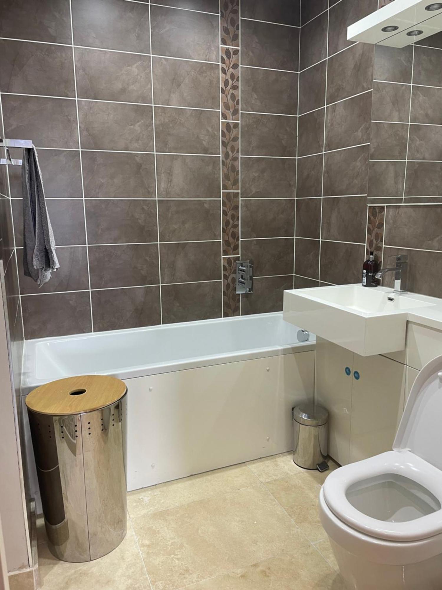 Fulham 2 Double Bedrooms, 4 People Flat * Londen
