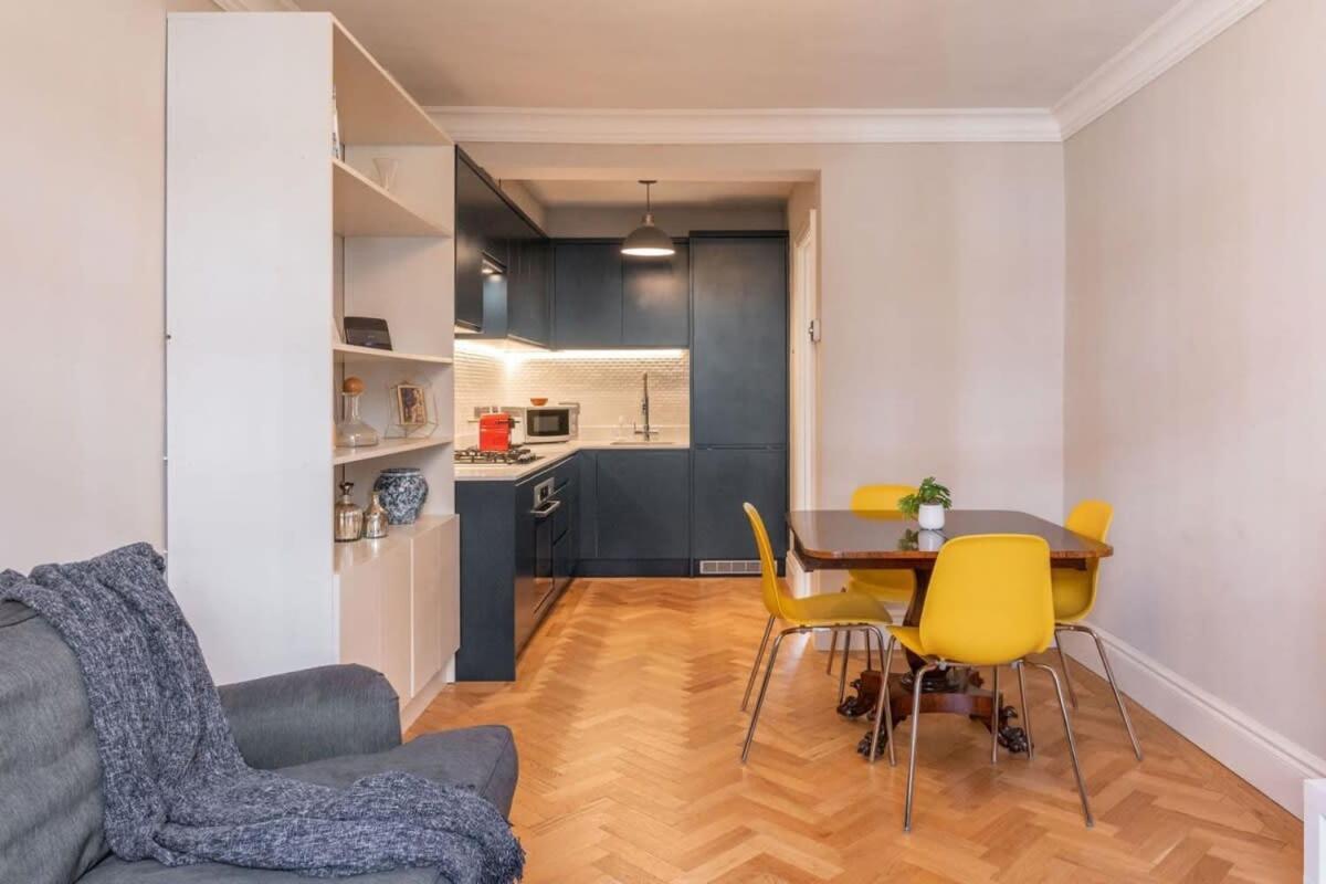 A Regal Abode - Marylebone - By Frankie Says *