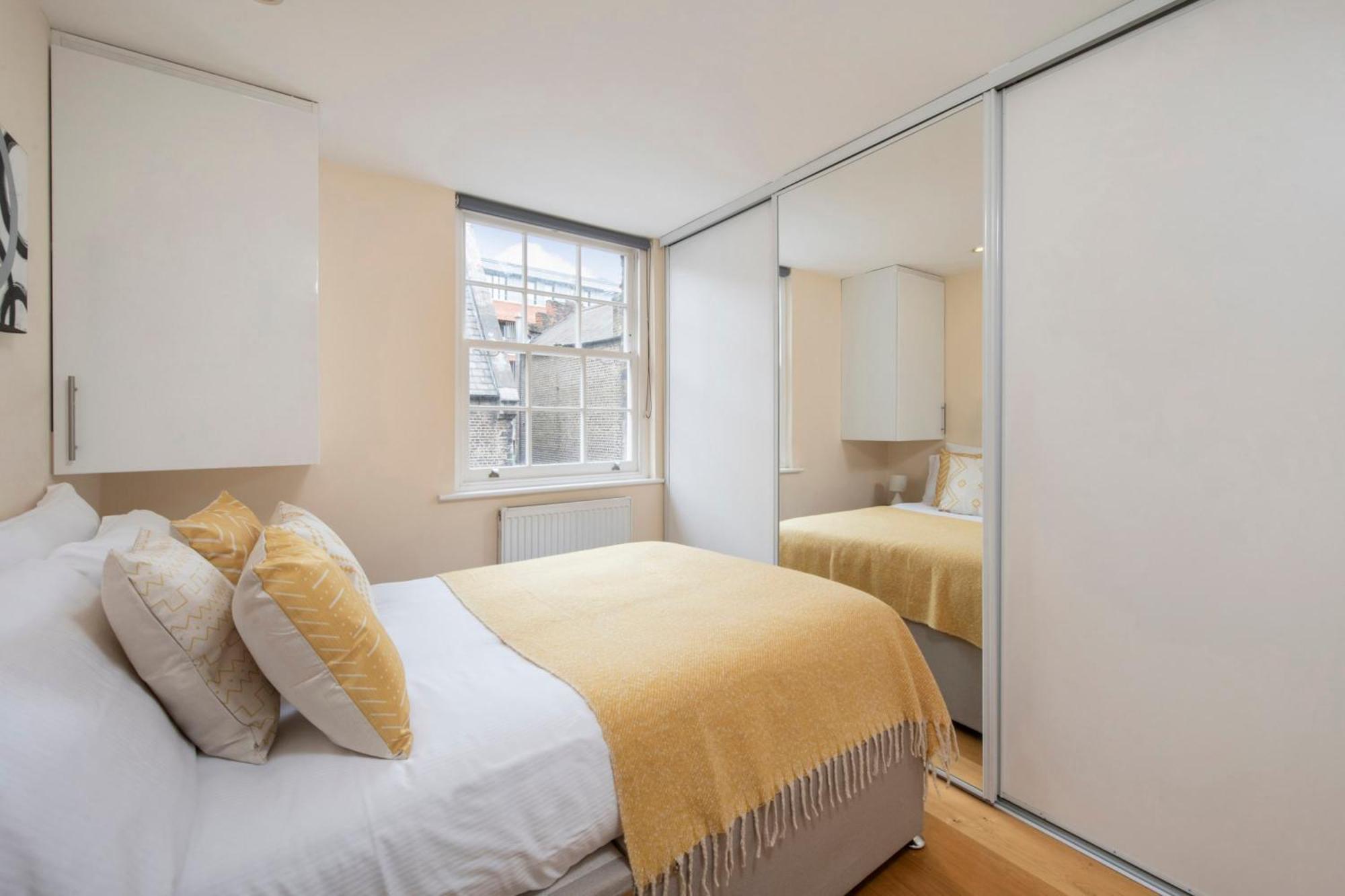 The Hideaway - Oxford Circus - By Frankie Says Londra