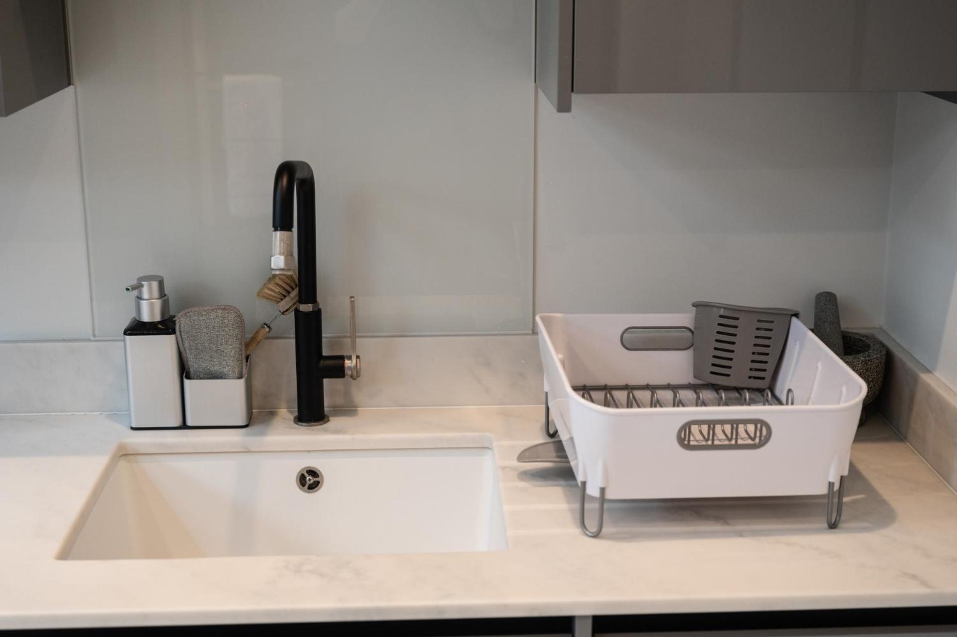 Modern 2 Bed Charlotte Street On 3rd Floor Londra