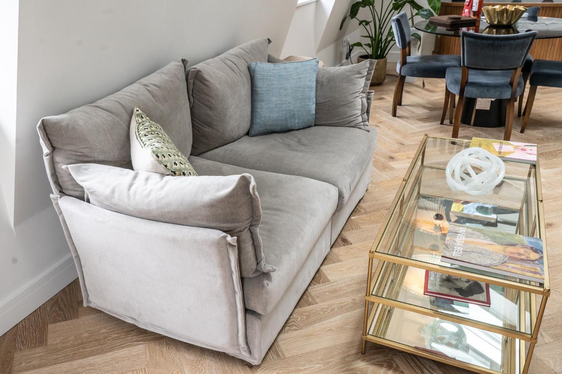 Modern 2 Bed Charlotte Street On 3rd Floor Appartamento *