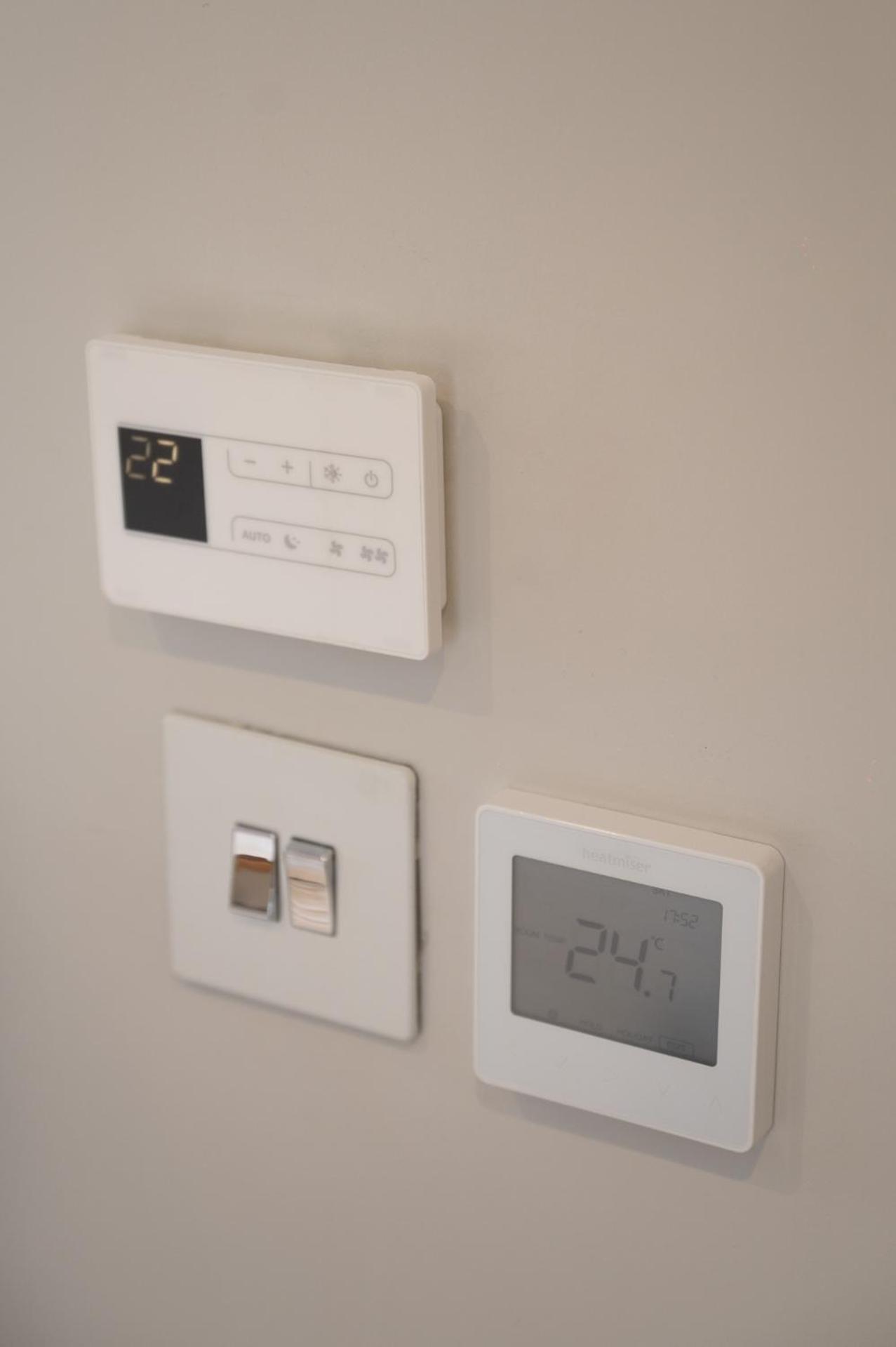 Modern 2 Bed Charlotte Street On 3rd Floor Appartamento *