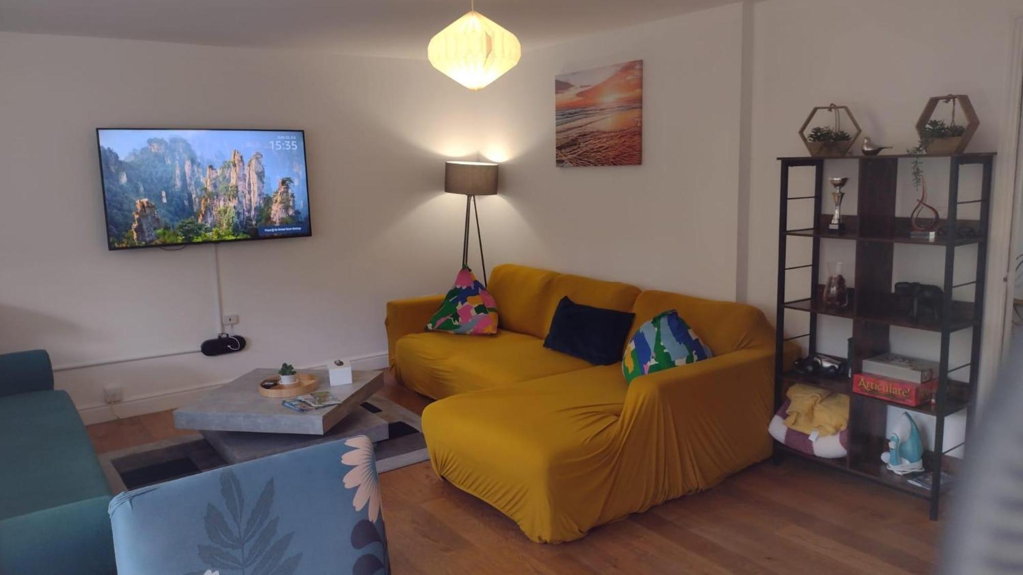 Lägenhet Spacious 2-bed Family With Pets Welcome *