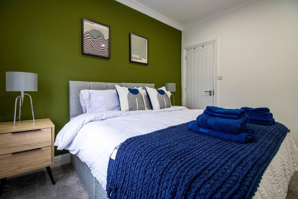 Lejlighed Spacious 3 Bed 3 Bath Aldgate *