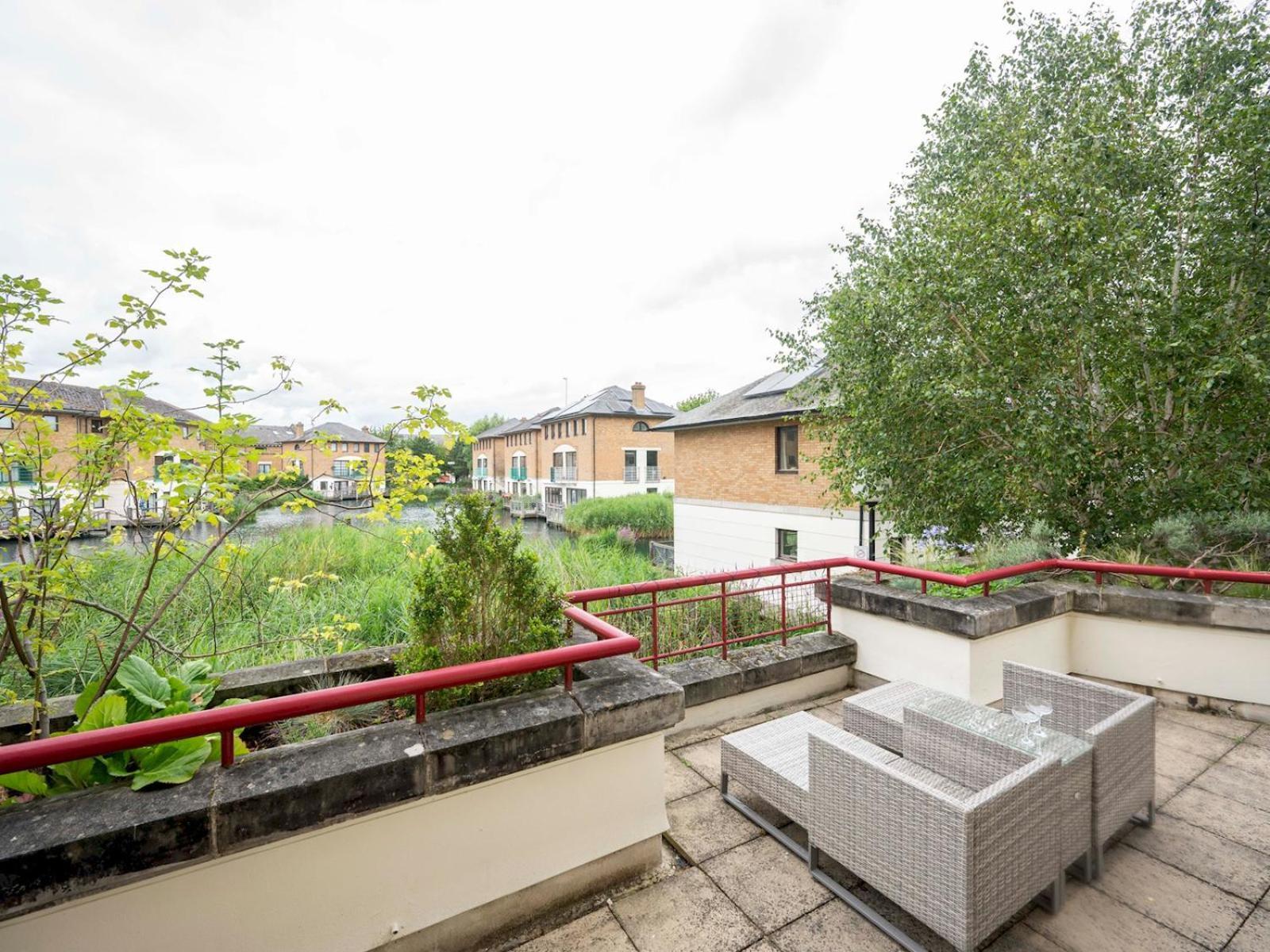 Appartement Pass The Keys - Waterfront Terrace Parking