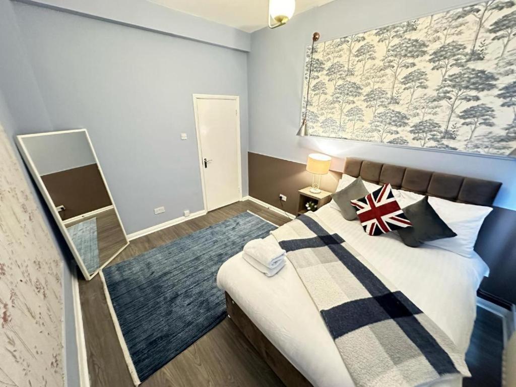 Lovely Three Bedroom Central Lejlighed London