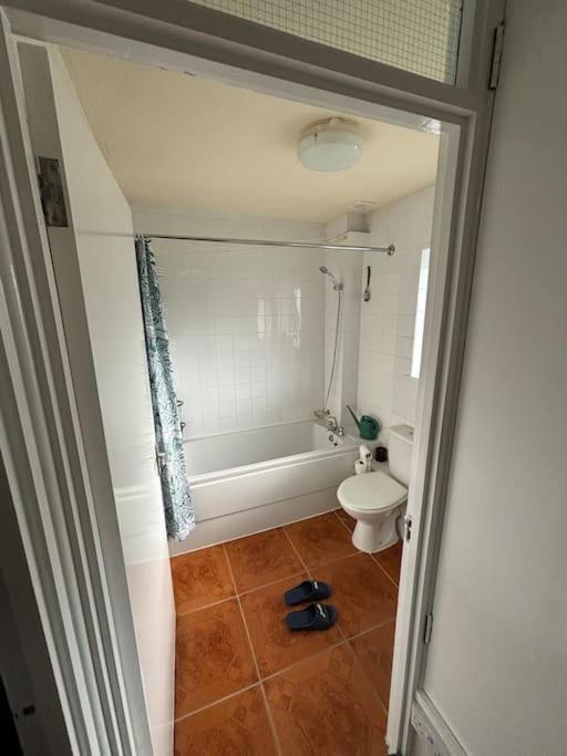 Private Gated Development In Bridge, Cosy With Great Transport Links London