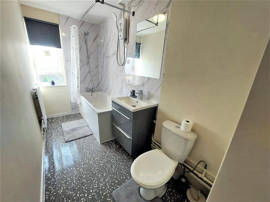Zone 2, Spacious 3 Bedroom House Feriehus