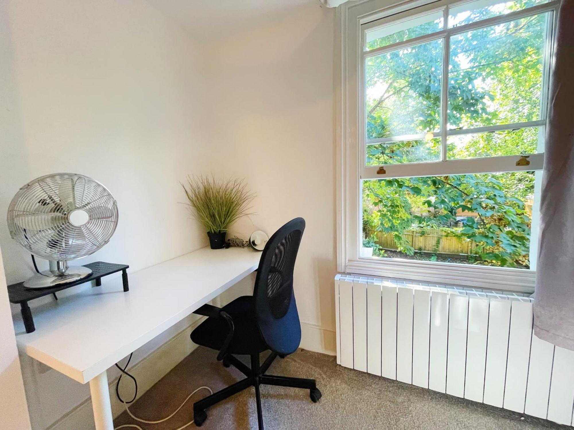 Appartement Boutique Style With Kitchen, Huge Shower, King Bed Londres