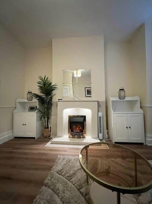 Oasis Stunning 1 Bed In Battersea Londen