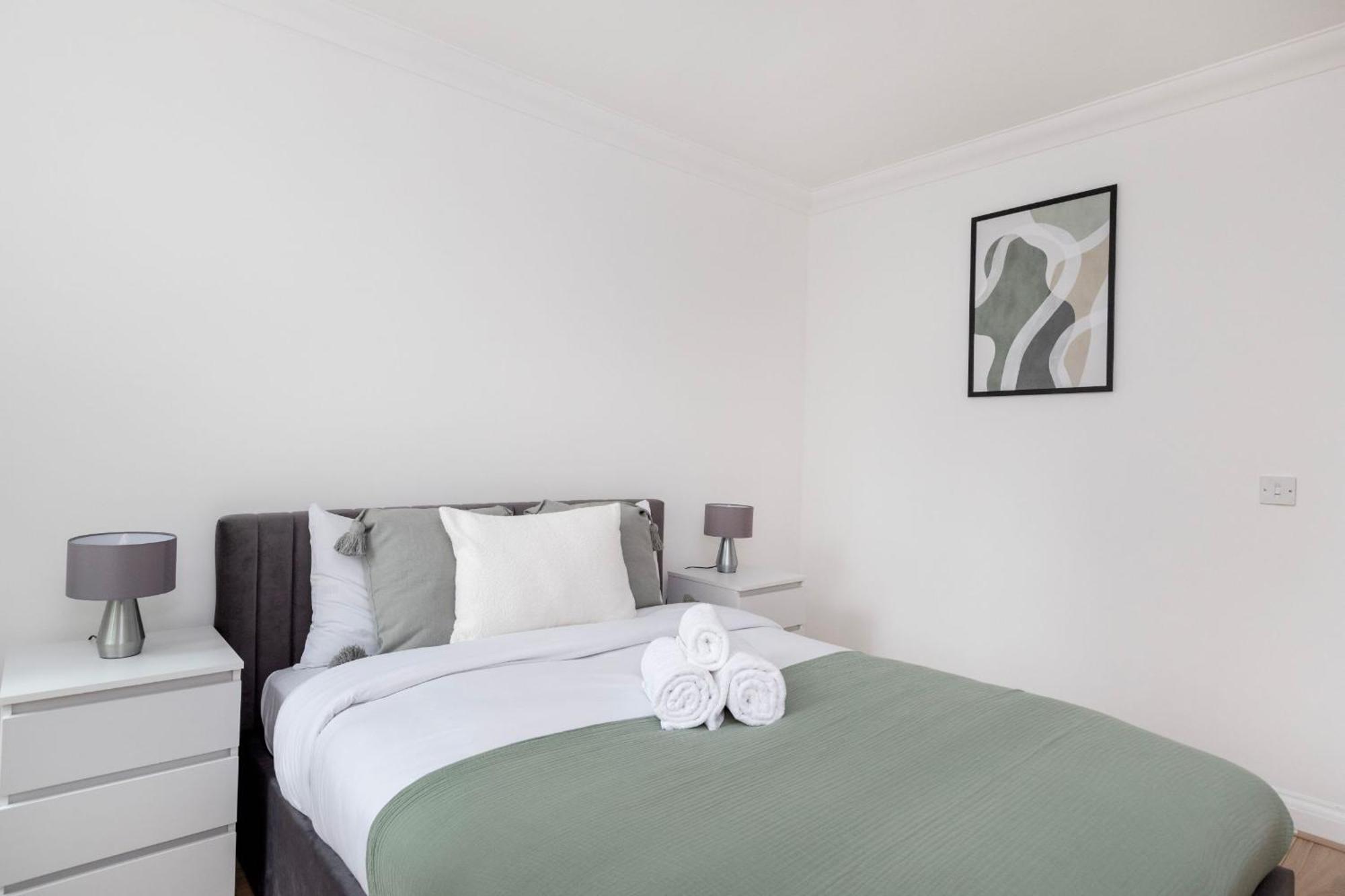 Old Street - 4br Townhouse With Patio - Cityapartmentstay Lägenhet London