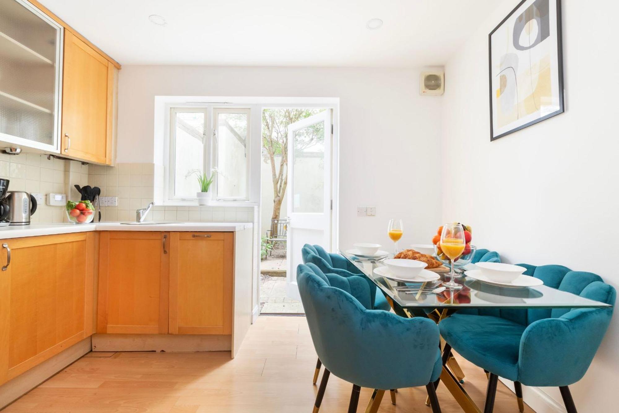 Lägenhet Old Street - 4br Townhouse With Patio - Cityapartmentstay *