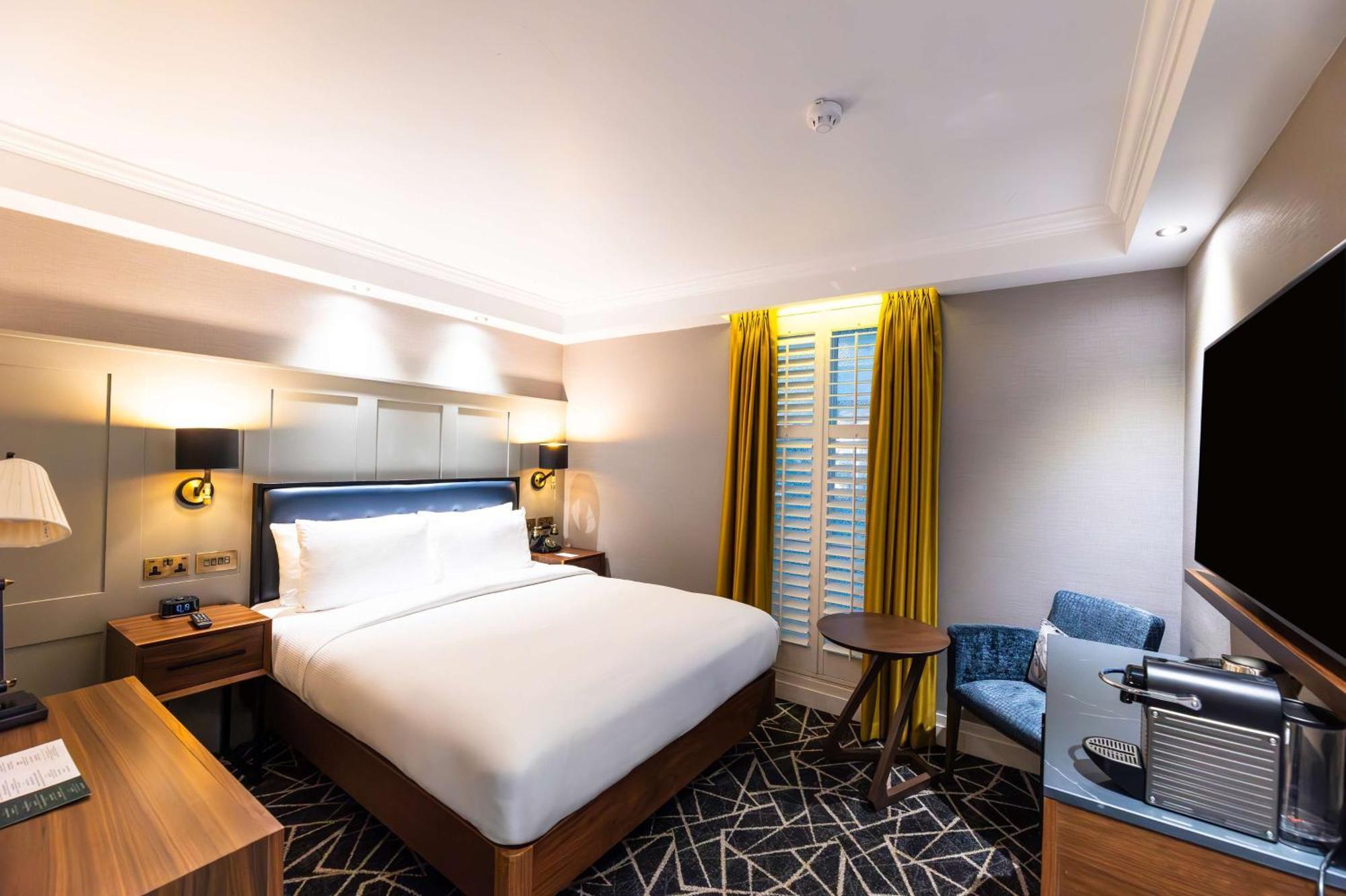 100 Queen's Gate London, Curio Collection By Hilton Hotell 5*