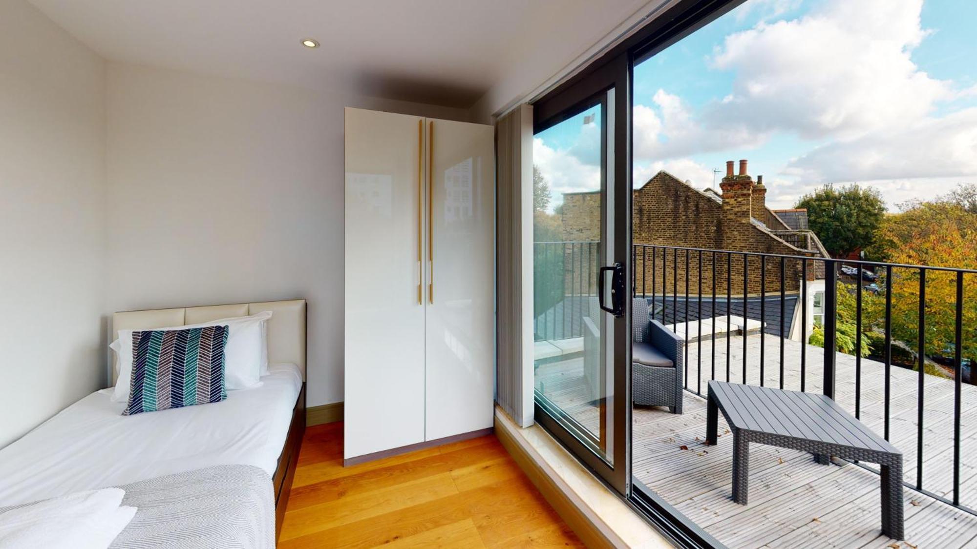 Appartement Charles Hope Kew Bridge Londen