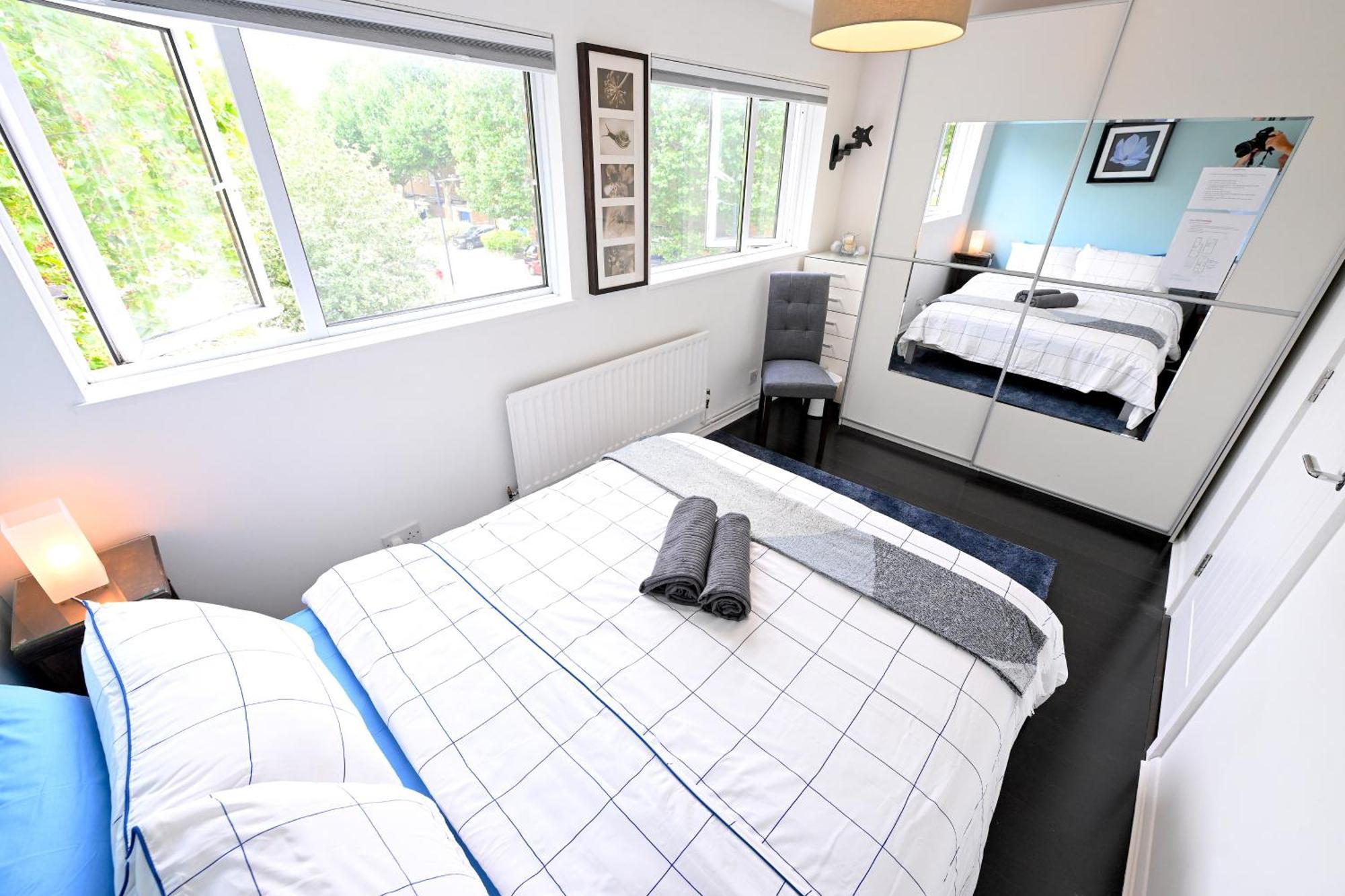 4 Bedroom Patio House Regent's Park - Parking Londen