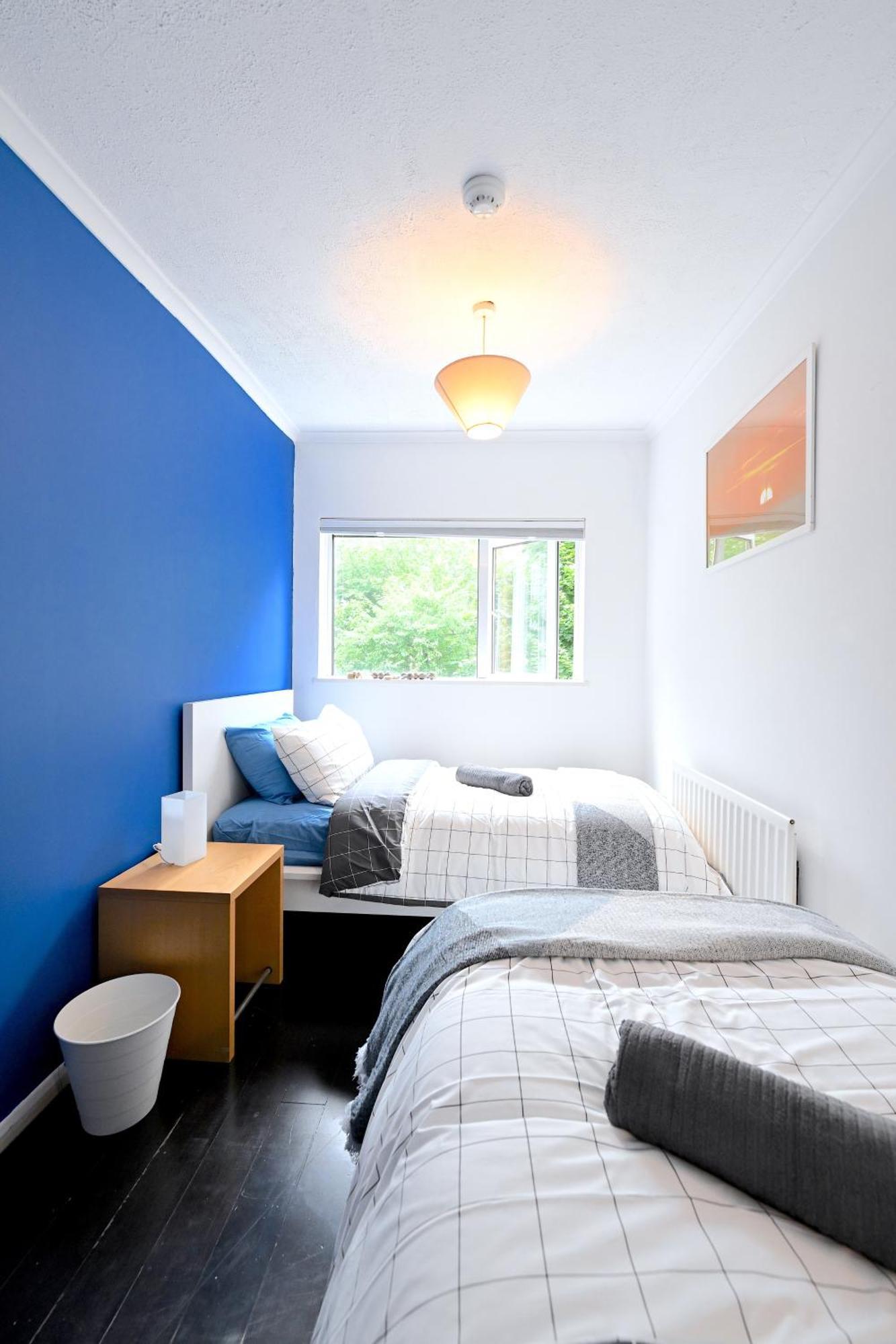 4 Bedroom Patio House Regent's Park - Parking Appartement