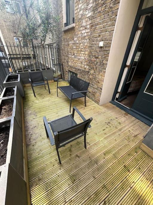 Extra Big 4-bed House In Liverpool Street! Vakantiehuis