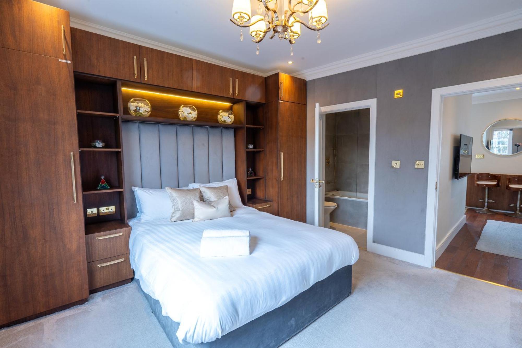 Camden's Luxurious Urban Escape * Londra