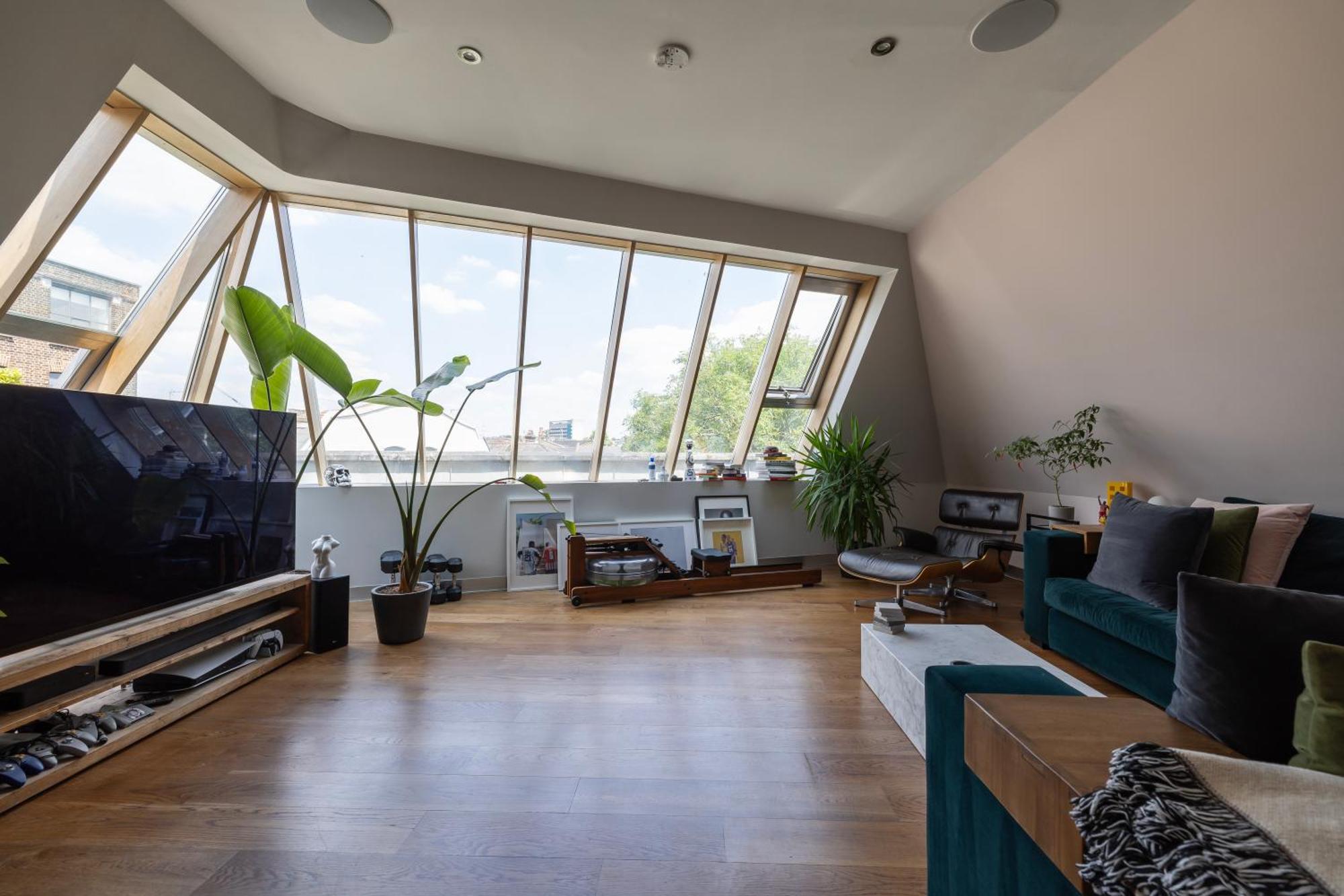 Penthouse Of Old Piano Factory In Kentish Town - Privat overnatting *