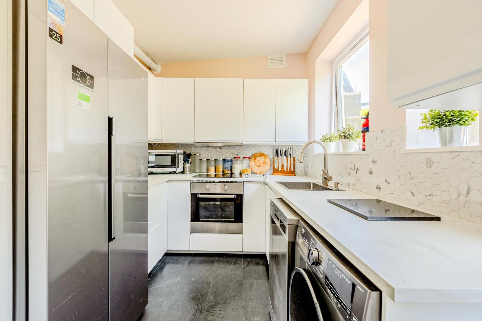 Peaceful 1br Flat, 3min Tube, Nw, Close To Wembley Semesterbostad *