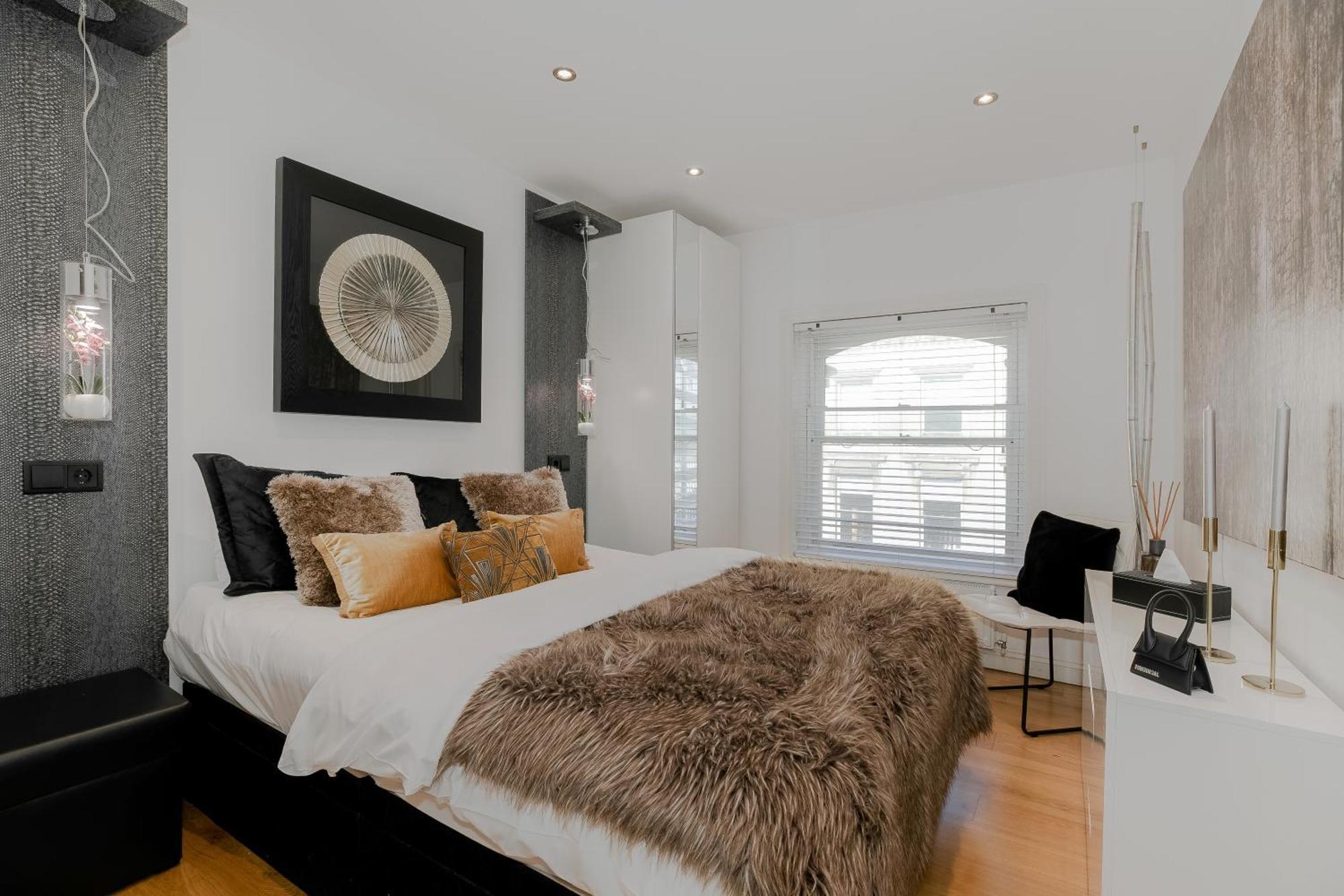 Cool Covent Garden Theatre Design Hub For Families Friends Couples Appartamento