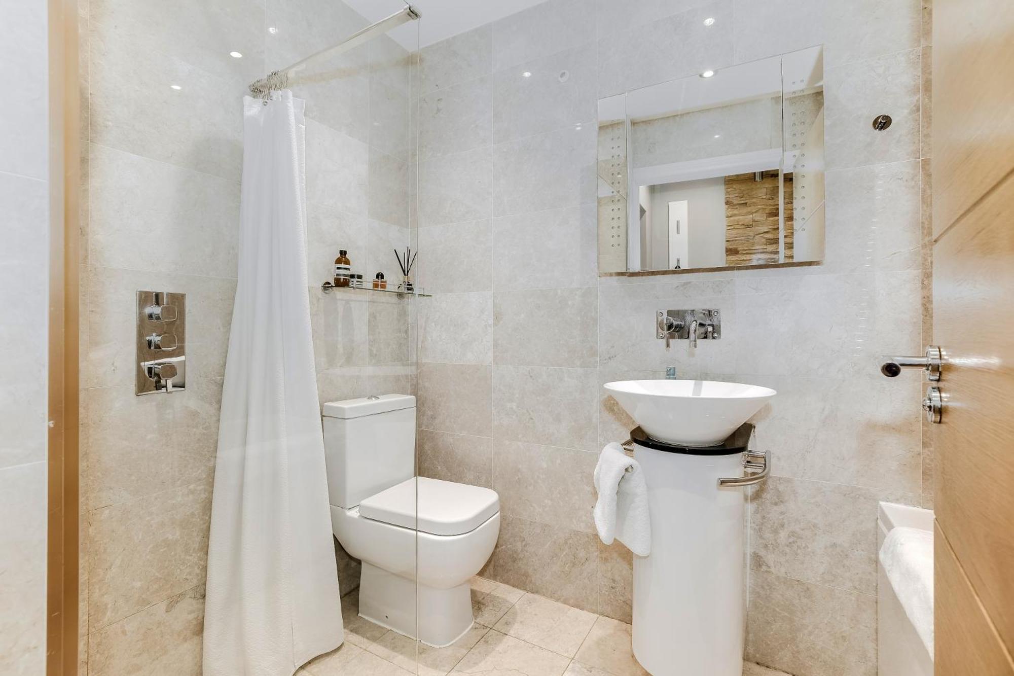 Cool Covent Garden Theatre Design Hub For Families Friends Couples Appartamento Londra