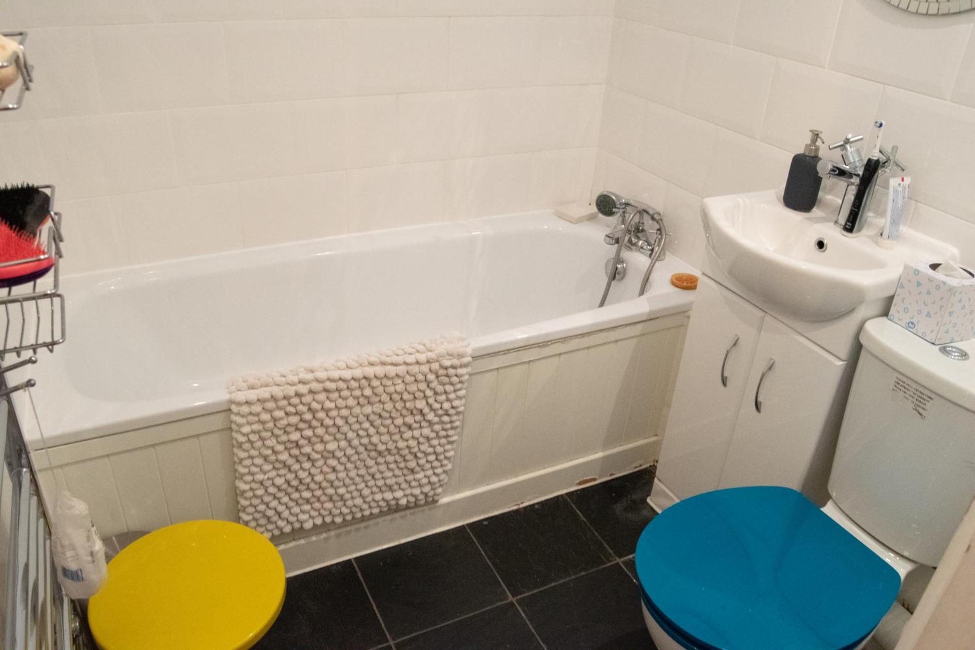 Characterful 1 Bedroom Flat Close To Dlr London