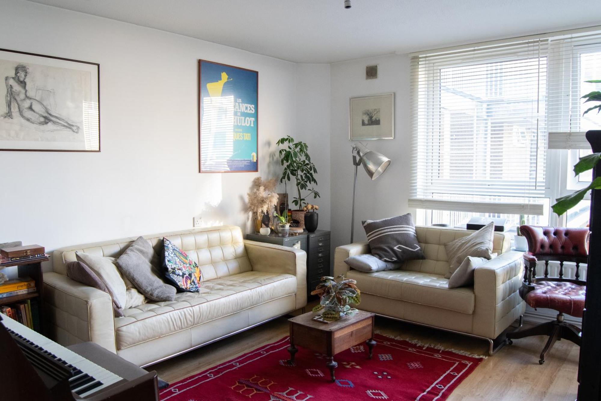 Characterful 1 Bedroom Flat Close To Dlr Apartment *