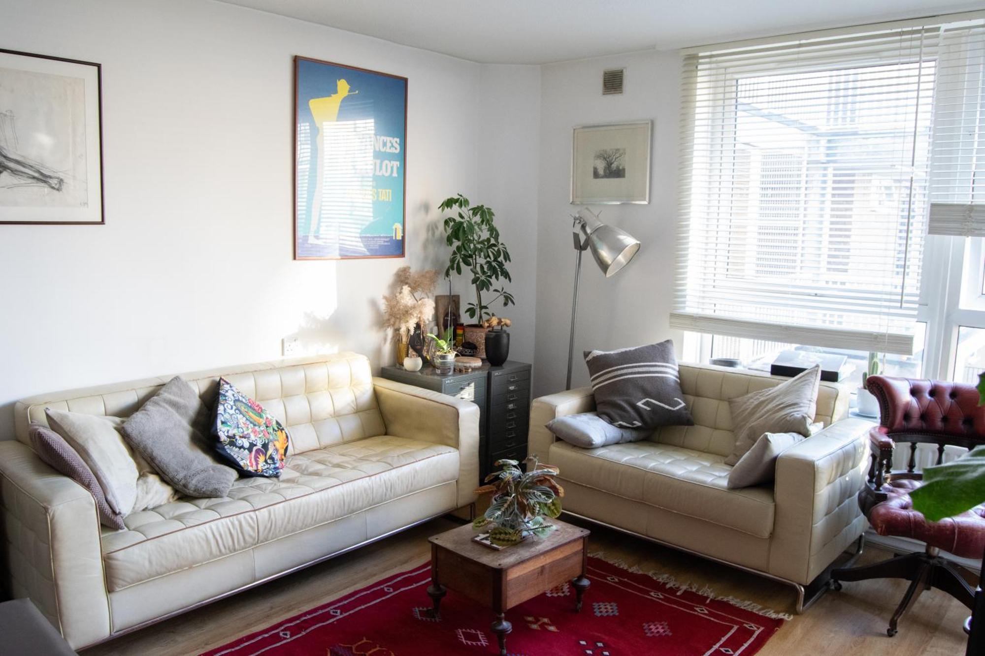 Characterful 1 Bedroom Flat Close To Dlr