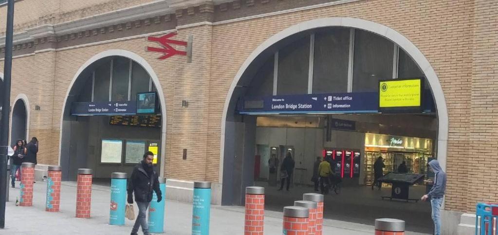 2 Bedroom Tower Bridge With Free Secure Gated Parking - Perfect For Long Londra