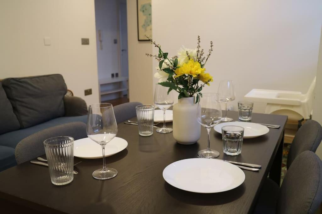 Appartement 2 Bedroom Modern, Simple Flat In Broadway Market *