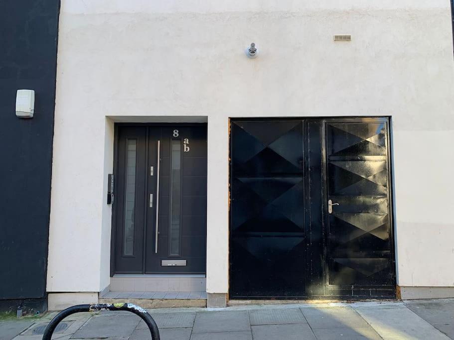2 Bedroom Modern, Simple Flat In Broadway Market Appartement Londres