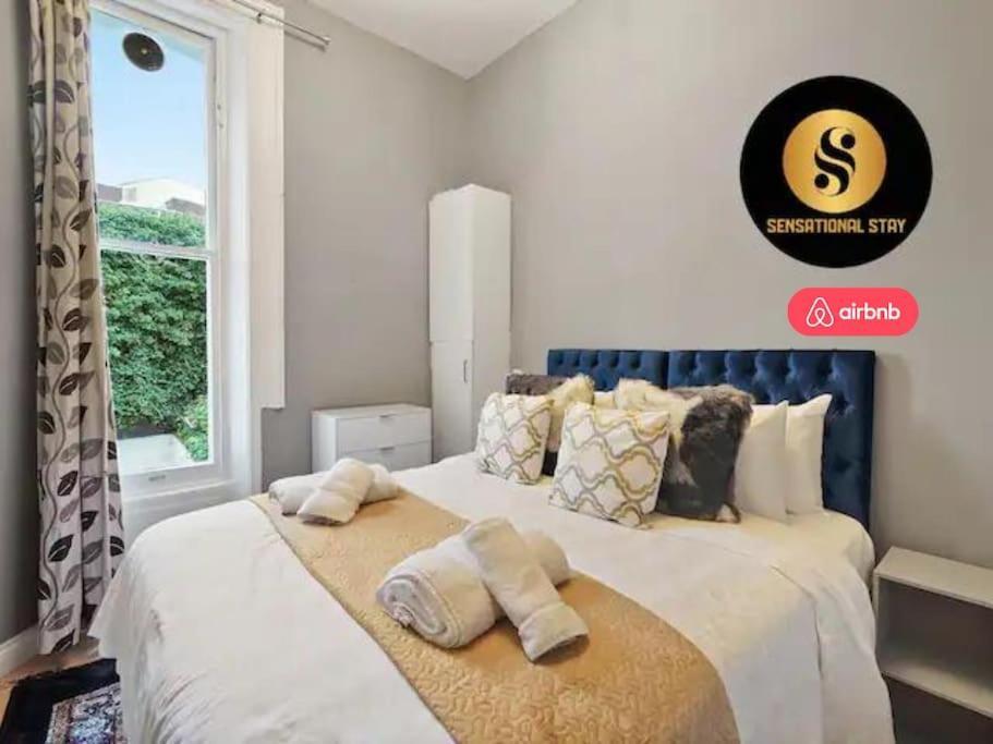 2 Bed 5 Beds By Sensational * London