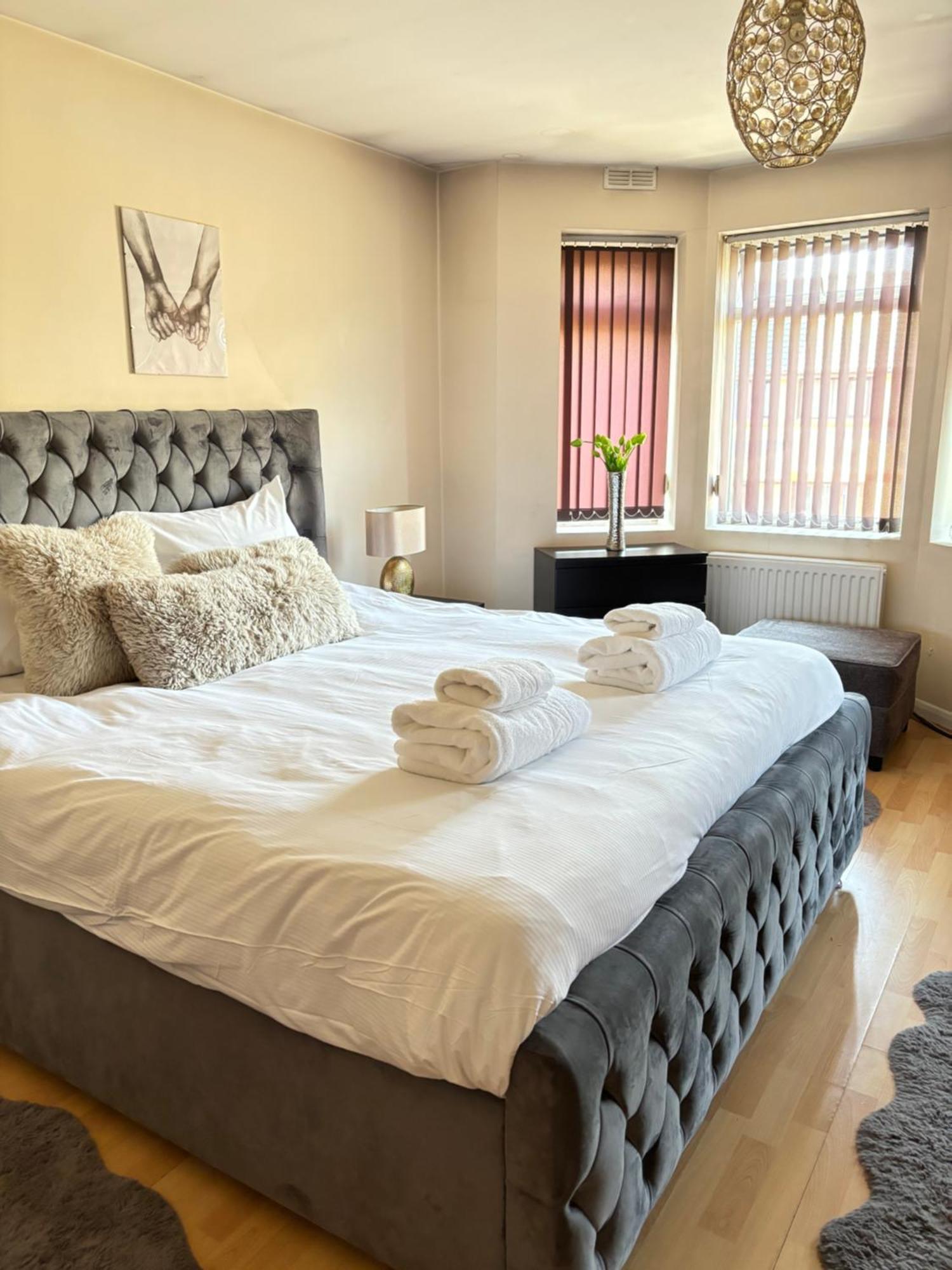 City Airport Serviced House London