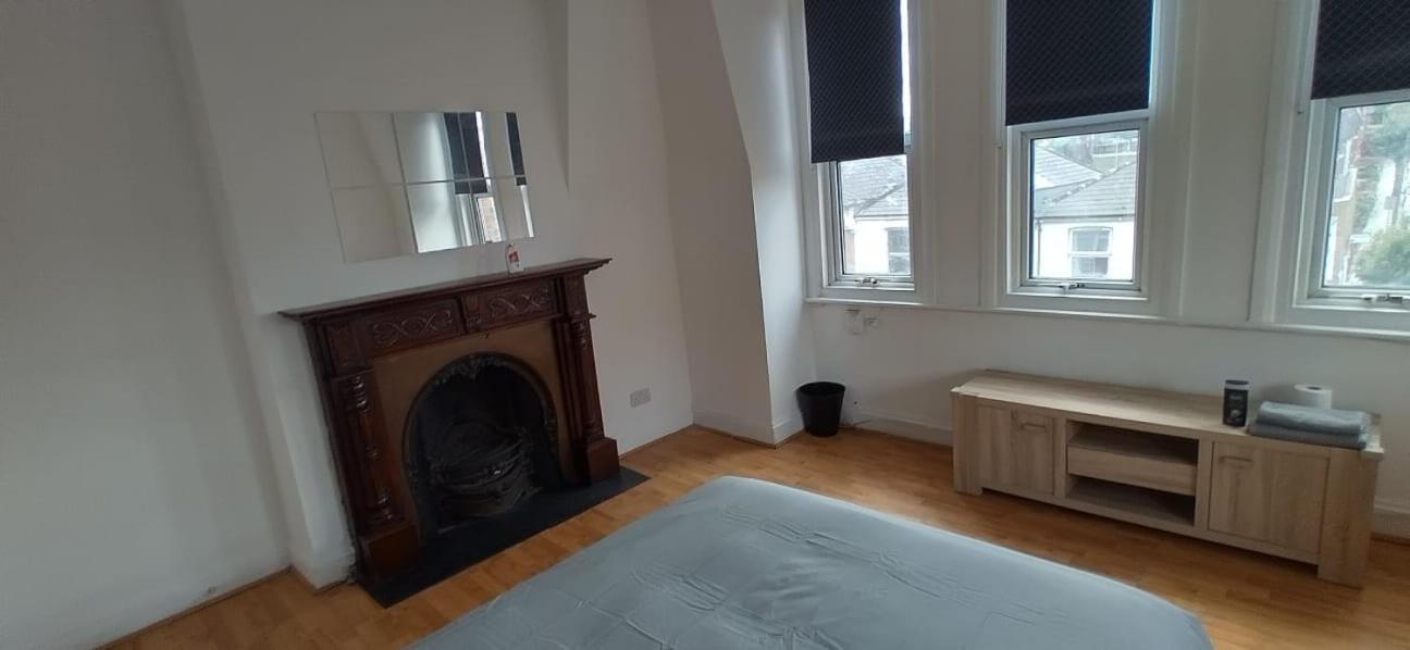 Privat overnatting Massive Double In Manor House Zone 2 London